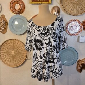 Lauren Ralph Lauren Black and White Floral Paisley Breathable 100% Linen Top